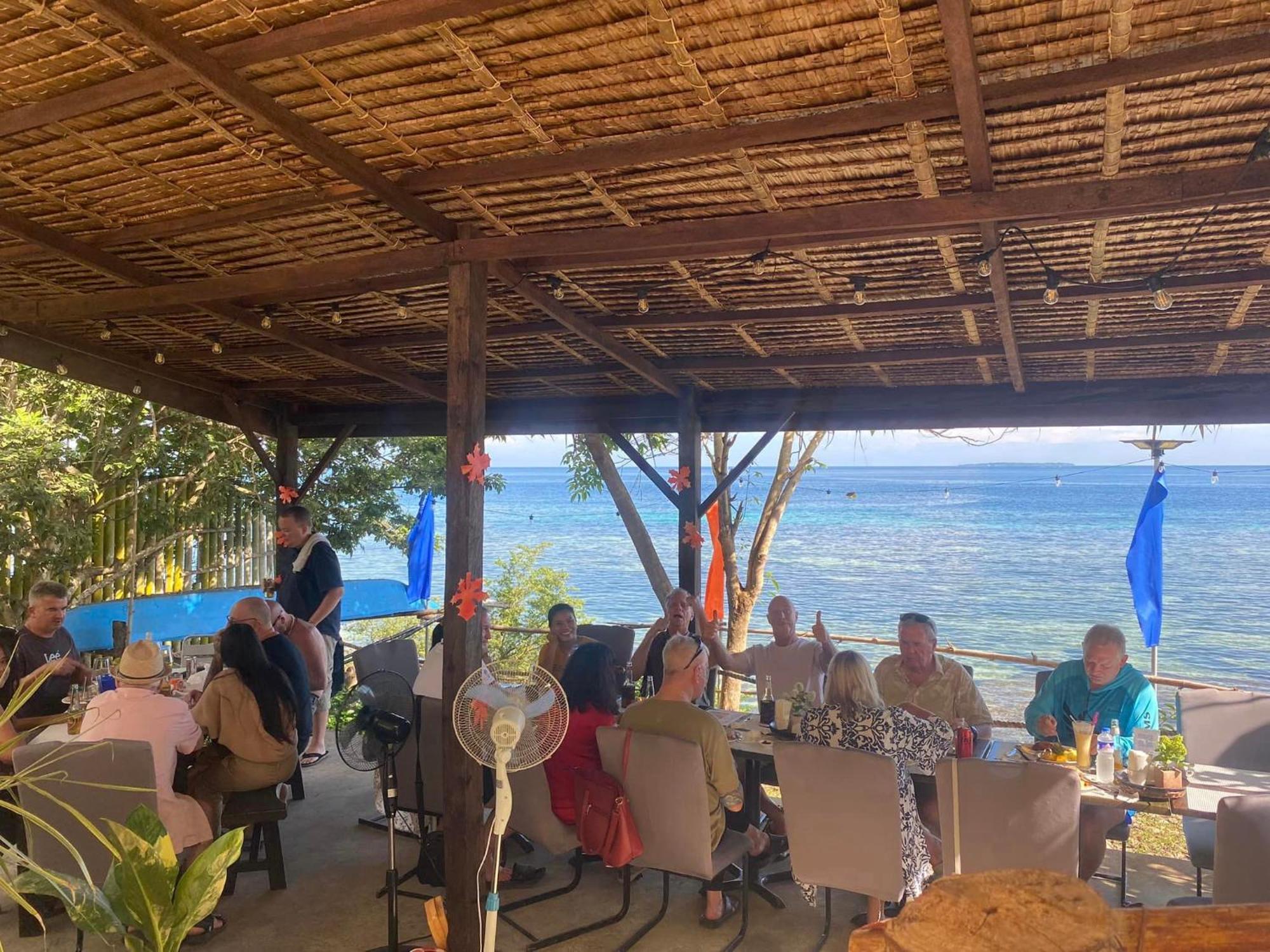 Jush Native And Glamping Hotel Dauis Luaran gambar