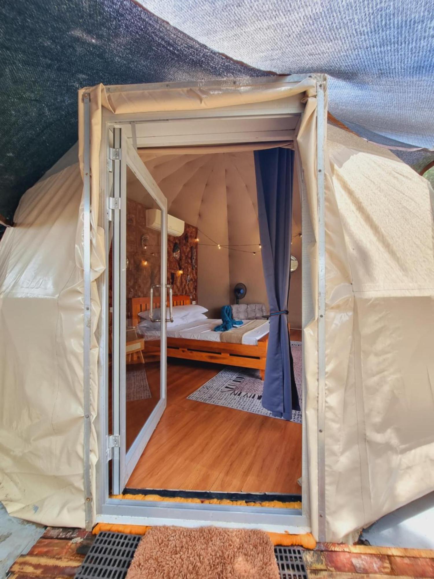 Jush Native And Glamping Hotel Dauis Luaran gambar